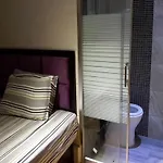 Gold Star Hotel